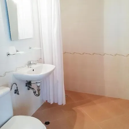 Kasandra Apartmanhotel *