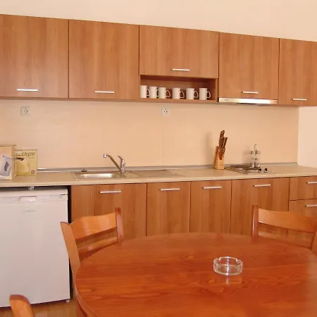 Apartmanhotel Kasandra *