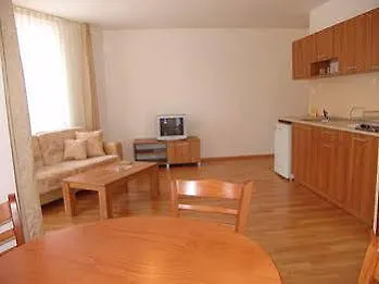 Kasandra Σάνι Μπιτς